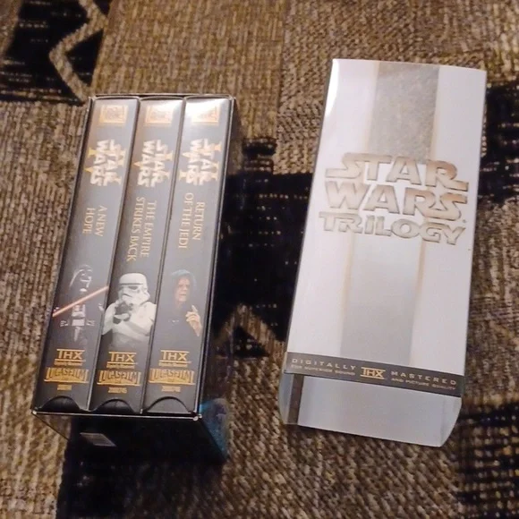 Star Wars Trilogy - VHS Box Set - Picture 2 of 14